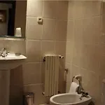 Manos Konukevi